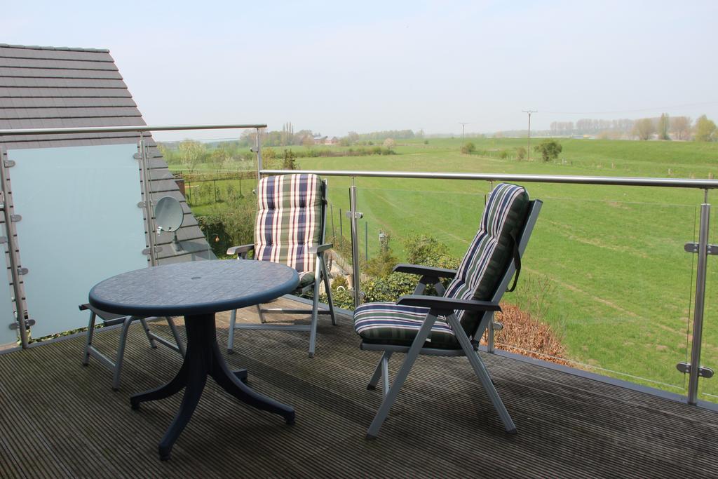 Haus Rheinblick Bed and Breakfast Grieth Exterior foto